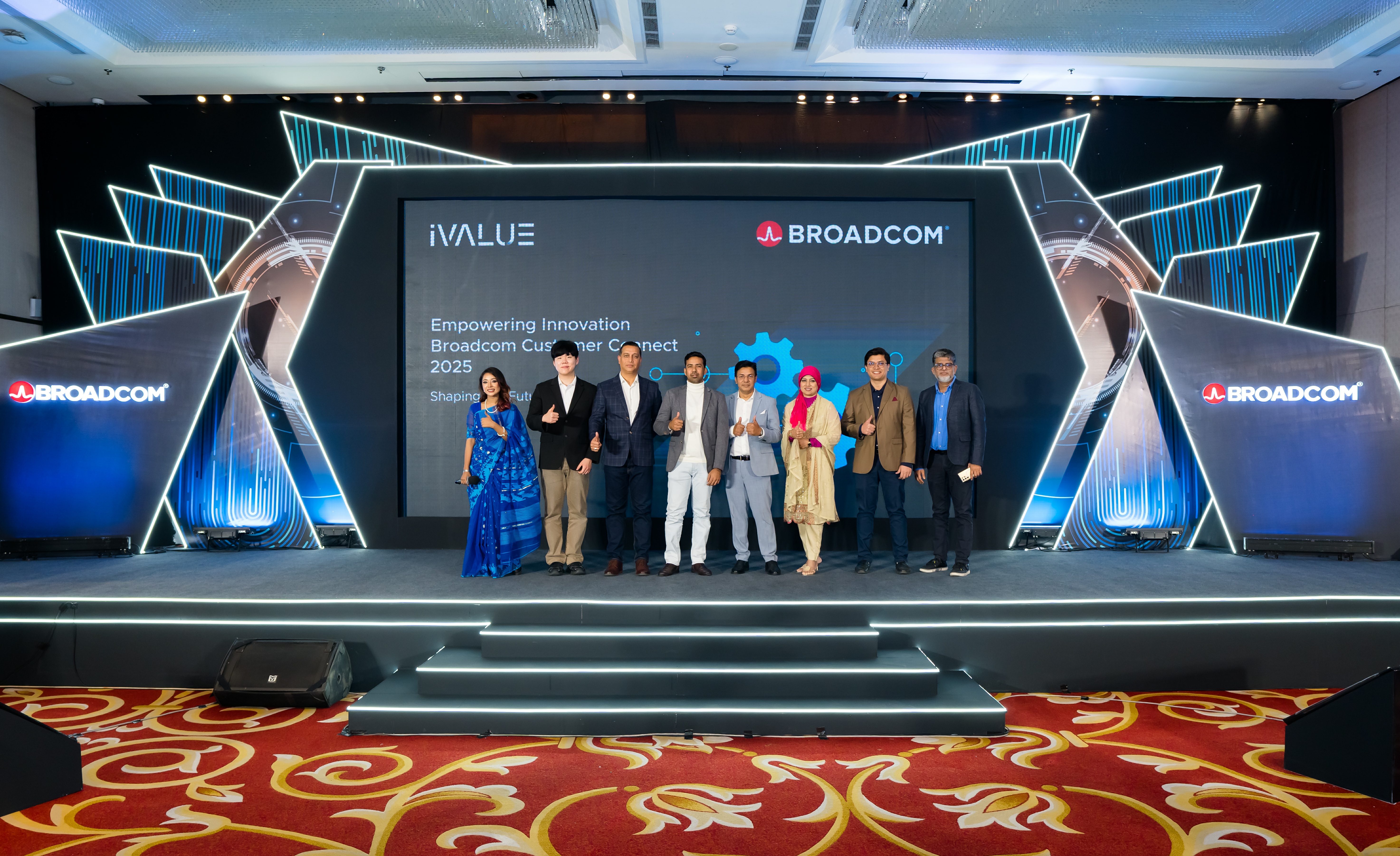 Broadcom Customer Connect speakers and guests on stage.